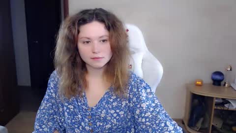 Snapshot of bettystar_ chatting on September 20, 5:03 pm Betty online show from September 20, 5:03 pm