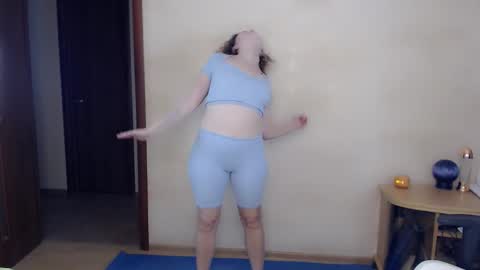 Snapshot of bettystar_ chatting on October 1, 6:58 pm Betty online show from October 1, 6:58 pm