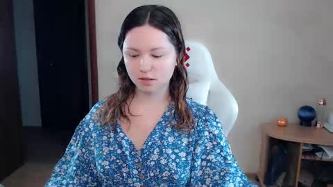 Snapshot of bettystar_ chatting on October 8, 8:17 pm Betty online show from October 8, 8:17 pm