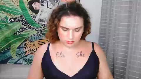 Snapshot of bettytaylor23 chatting on February 2, 5:42 am bettytaylor23 online show from February 2, 5:42 am