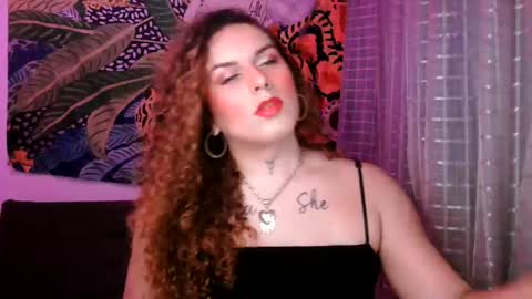 Snapshot of bettytaylor23 chatting on June 2, 10:56 pm bettytaylor23 online show from June 2, 10:56 pm