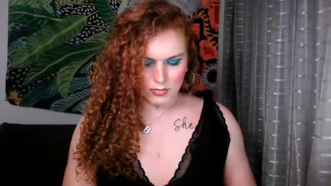 Snapshot of bettytaylor23 chatting on June 25, 10:03 pm bettytaylor23 online show from June 25, 10:03 pm