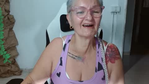 Snapshot of bety_cum3 chatting on March 2, 11:00 pm bibiana online show from March 2, 11:00 pm