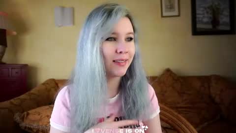 Snapshot of bezuya chatting on June 14, 2:35 am Eliz online show from June 14, 2:35 am