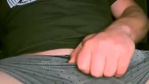 Snapshot of bfd10324567 chatting on November 9, 9:18 am bfd10324567 online show from November 9, 9:18 am