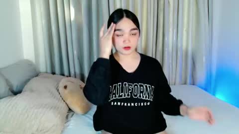 Snapshot of bhabytrans69 chatting on December 14, 11:42 pm BHABY 3 online show from December 14, 11:42 pm