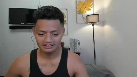 bhillrhey121103 online show from March 9, 5:33 am