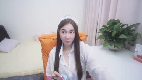 Snapshot of bhlinxuemei chatting on June 18, 7:52 am bhlinxuemei online show from June 18, 7:52 am