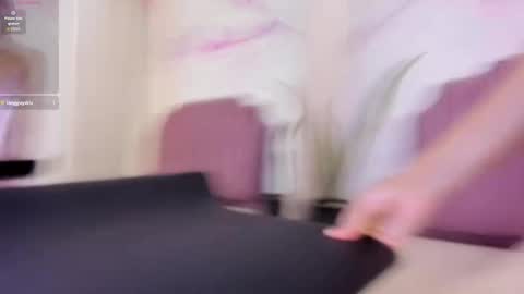 bianca_angel_ online show from February 4, 6:36 pm