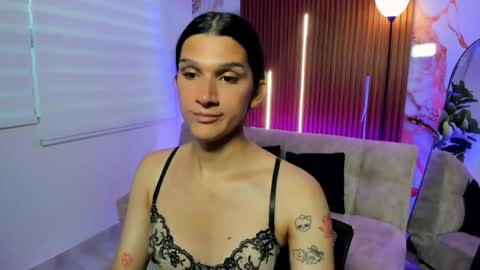 bianca_baldwin01 online show from March 28, 9:47 pm