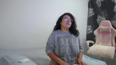 Bianca Tuesday to Sunday from 2am to 6am UTC-5 online show from October 18, 9:21 am