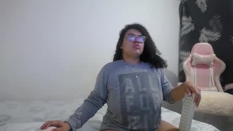 Bianca Tuesday to Sunday from 2am to 6am UTC-5 online show from November 6, 9:21 am