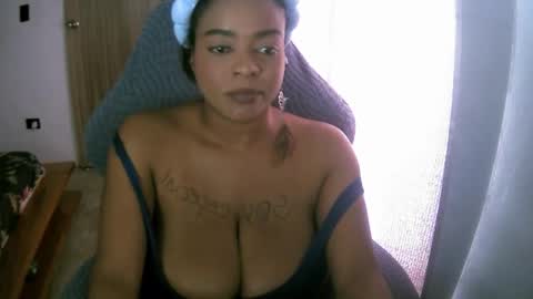 Snapshot of bianca_ebony chatting on March 20, 8:25 pm bianca ebony online show from March 20, 8:25 pm