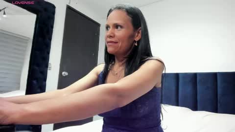 Snapshot of bianca_seduction chatting on May 22, 4:41 am BIANCA online show from May 22, 4:41 am