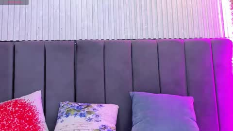 bianca_spear online show from November 17, 12:00 pm