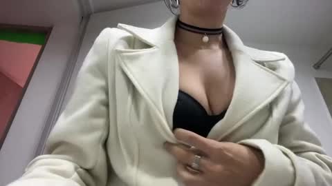 Bianca Mirage online show from April 18, 7:07 pm