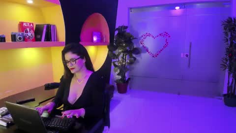 Bianca Royalle online show from April 24, 9:17 pm