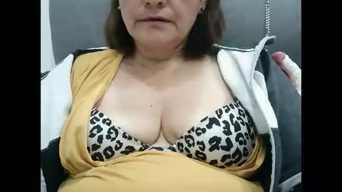 biancasteel online show from April 6, 11:49 pm