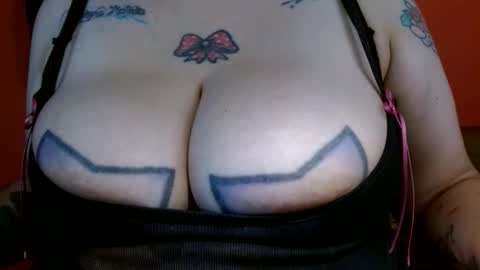 bianca online show from December 18, 2:01 pm