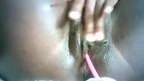 Snapshot of biass_ebony234 chatting on February 14, 4:26 am pretty online show from February 14, 4:26 am