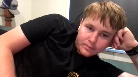 Snapshot of bibttm496571 chatting on November 7, 5:07 am bibttm496571 online show from November 7, 5:07 am