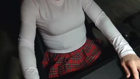 Snapshot of bicdrachel4fun chatting on October 27, 1:04 pm BiCDRachel online show from October 27, 1:04 pm