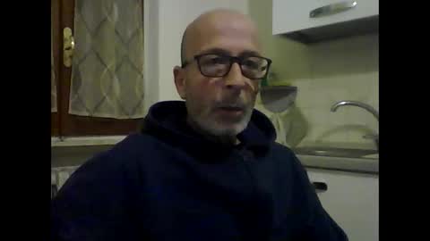 Snapshot of big23italy chatting on May 18, 5:52 pm big23italy online show from May 18, 5:52 pm