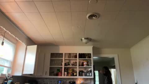 Easy Jay online show from September 11, 3:45 pm