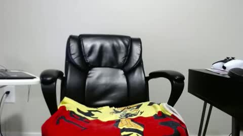 Snapshot of big6incheragain chatting on February 10, 1:35 am big6incheragain online show from February 10, 1:35 am