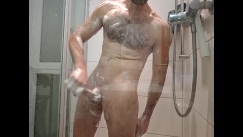 Snapshot of big_cock_fuckvon chatting on December 4, 4:38 pm Tim online show from December 4, 4:38 pm