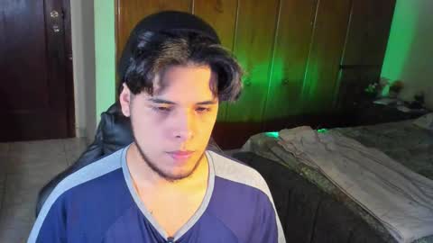 Logan Sprouse online show from December 15, 10:14 pm