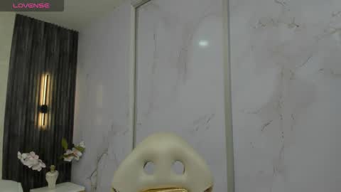 big_ladytrans online show from September 9, 2:33 am