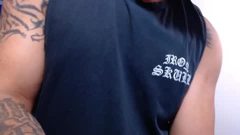 big_niiko online show from April 17, 2:36 am