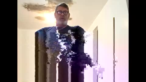 bigal9816192 online show from April 14, 2:17 am