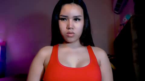 Snapshot of bigassslutdoll chatting on December 30, 1:14 pm Mia online show from December 30, 1:14 pm