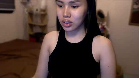 Snapshot of bigassslutdoll chatting on January 18, 2:10 pm Mia online show from January 18, 2:10 pm