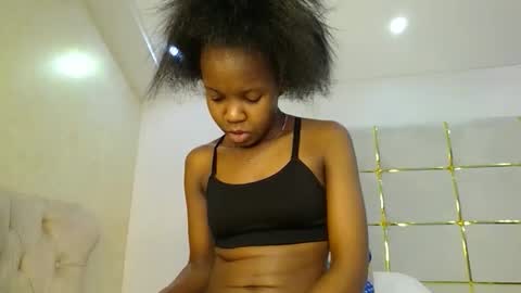 bigbaby004 online show from October 18, 7:36 pm