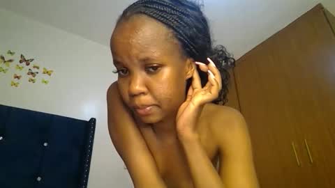 Snapshot of bigbaby004 chatting on January 18, 7:50 pm bigbaby004 online show from January 18, 7:50 pm