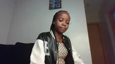 Snapshot of bigbaby004 chatting on February 7, 5:49 pm bigbaby004 online show from February 7, 5:49 pm