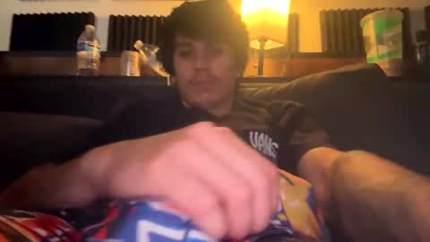 Snapshot of bigben281330 chatting on December 15, 8:13 pm bigben281330 online show from December 15, 8:13 pm