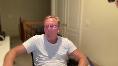 bigblondviking online show from April 17, 6:38 am