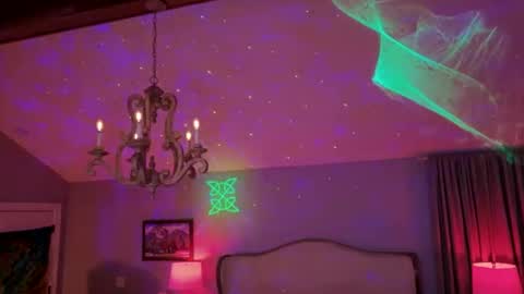 Snapshot of bigboi1o11 chatting on February 25, 8:13 am Bigboi1o11 online show from February 25, 8:13 am