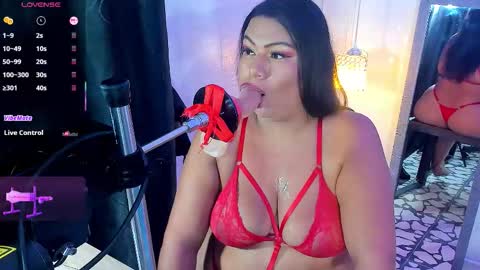 VIOLETA online show from March 14, 8:58 pm