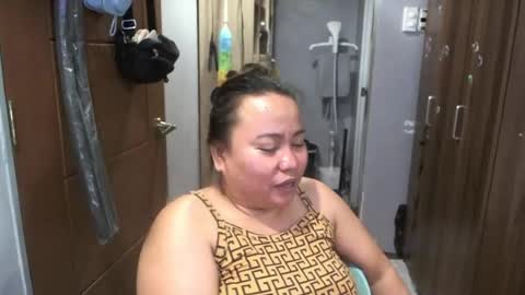 Snapshot of bigboobslyn chatting on July 20, 2:08 pm bigboobslyn online show from July 20, 2:08 pm