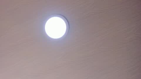   online show from October 17, 10:07 am