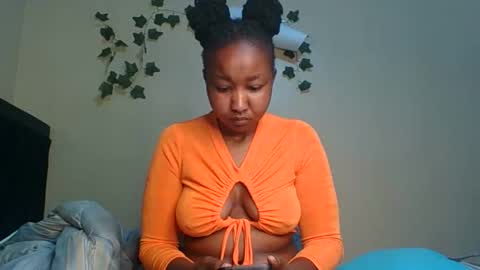 Snapshot of bigboootyy chatting on September 12, 7:08 am BigBoootyy online show from September 12, 7:08 am