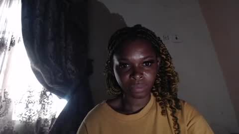 Lucy online show from November 17, 12:11 pm