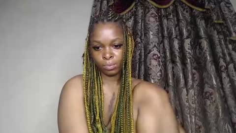 Lucy online show from November 21, 5:55 pm