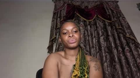 Lucy online show from December 14, 12:05 am