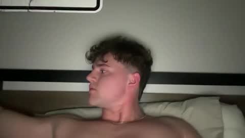 Snapshot of bigbootyburger1 chatting on February 1, 5:11 pm bigbootyburger1 online show from February 1, 5:11 pm